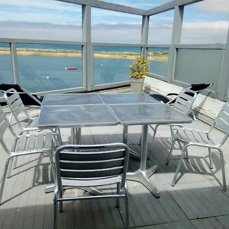 La maison du Lenn face à la mer Louannec Extérieur photo