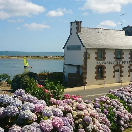 La maison du Lenn face à la mer Louannec Extérieur photo