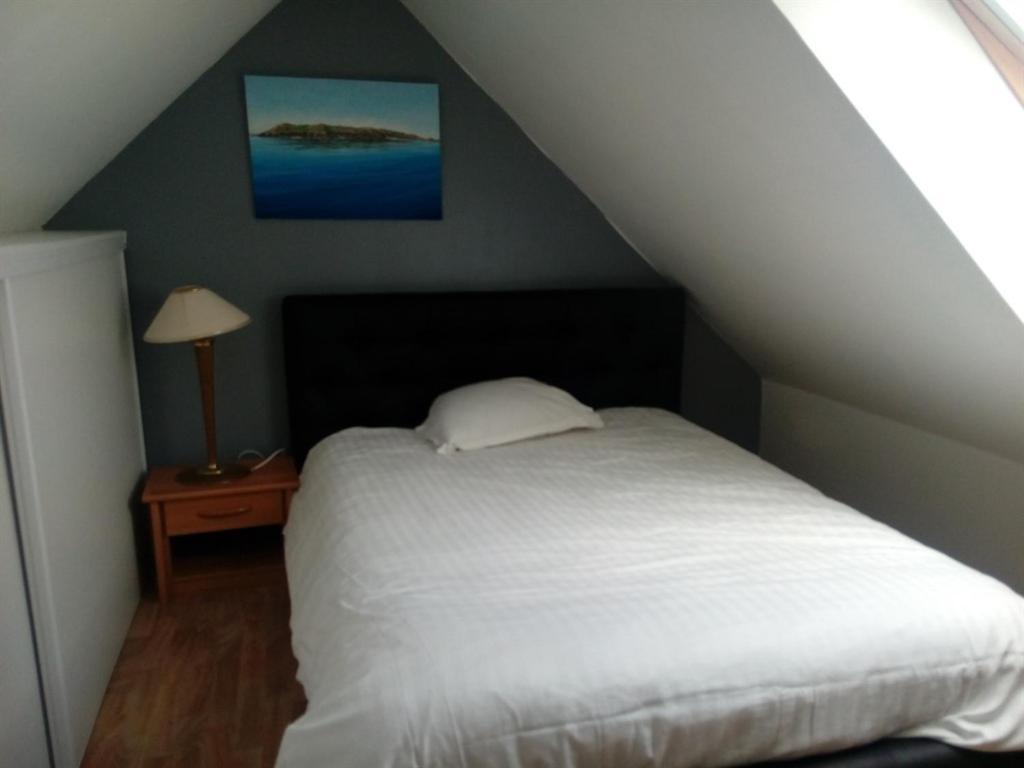 La Presqu' Ile Du Lenn Face A La * Louannec
