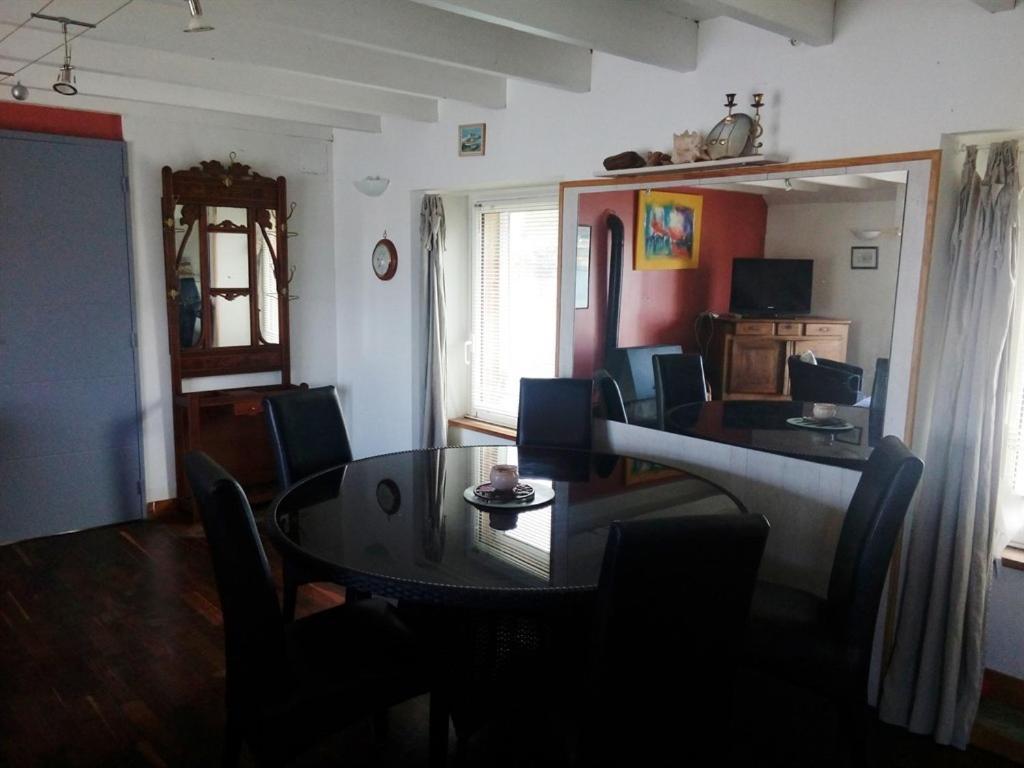 La Maison Du Lenn Face à La Appartement